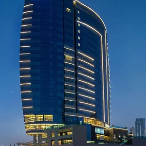 Radisson Blu Hotel, Canal View ***** Dubaj