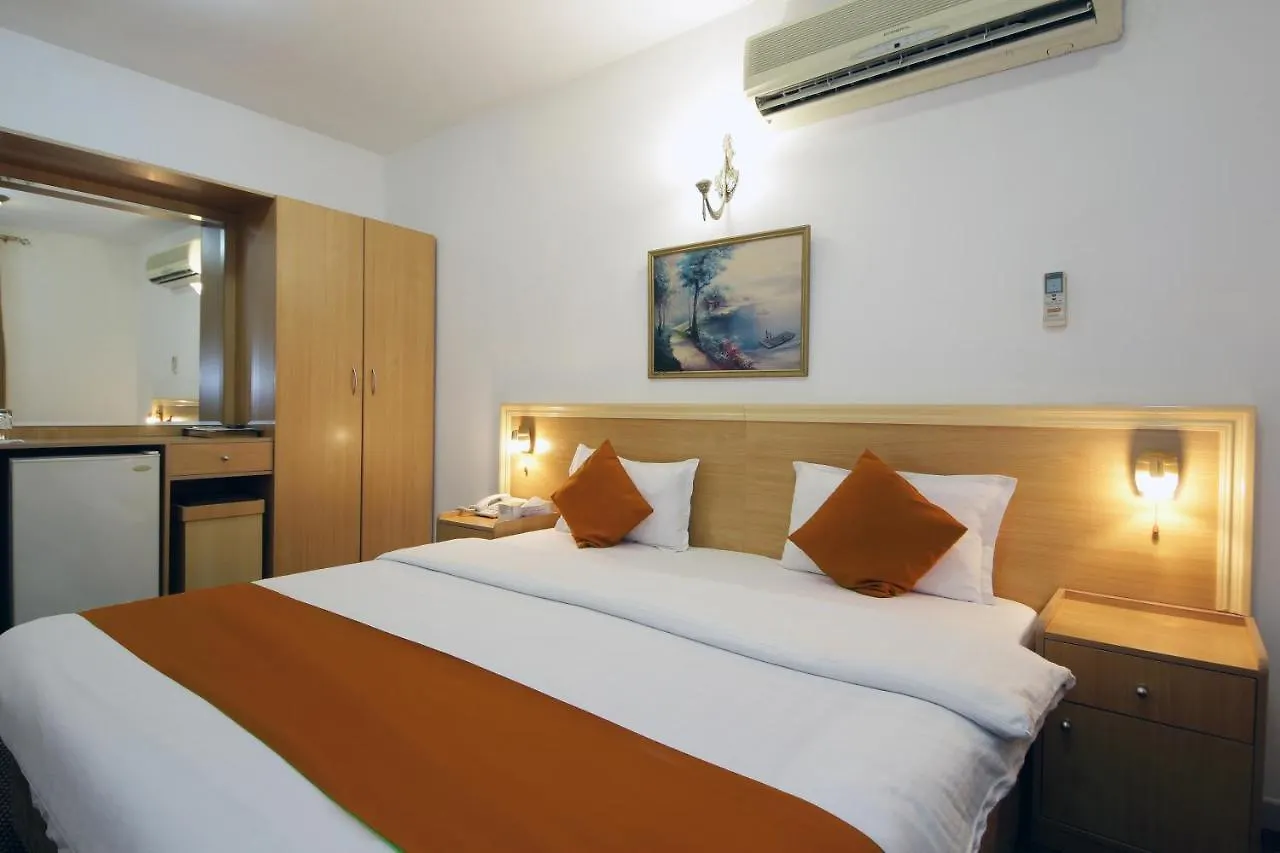 Dallas Hotel Dubai 2*,  United Arab Emirates