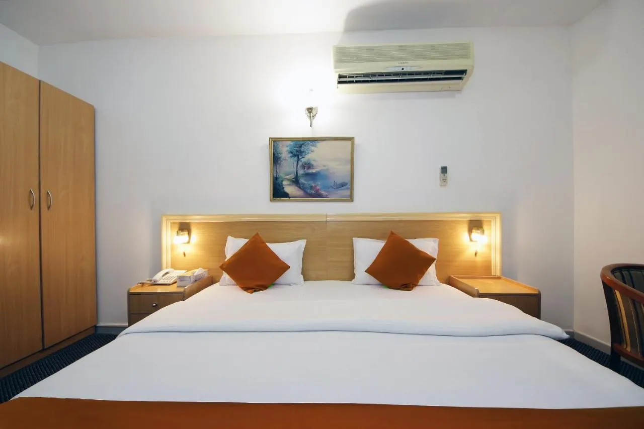 Dallas Hotel Dubai 2*,  United Arab Emirates